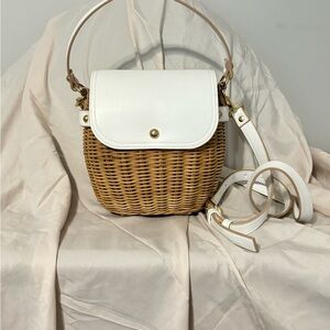 Tommy Bahama White and Brown Woven Crossbody Bag